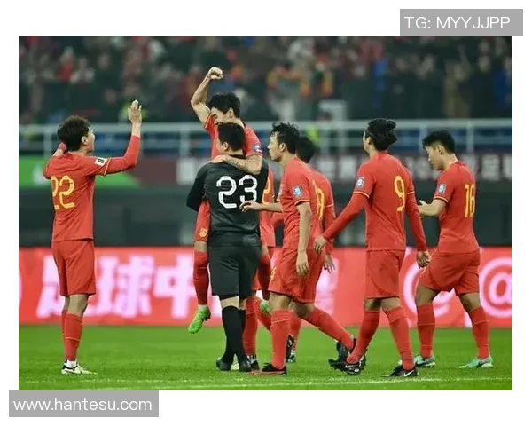 中国足球三大球星实力对比分析 谁是未来的领军人物